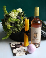 Flor, vino y chocolate